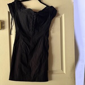 Guess Elegant Black Lace-Up Dress